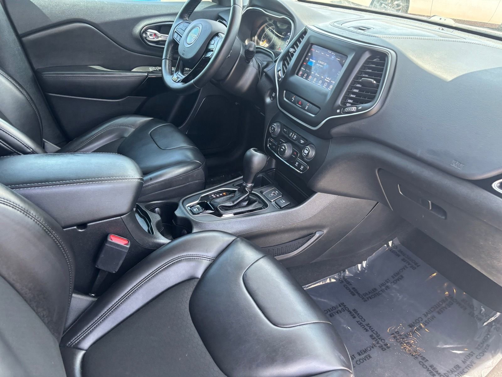 Used 2021 Jeep Cherokee Latitude Plus image 13