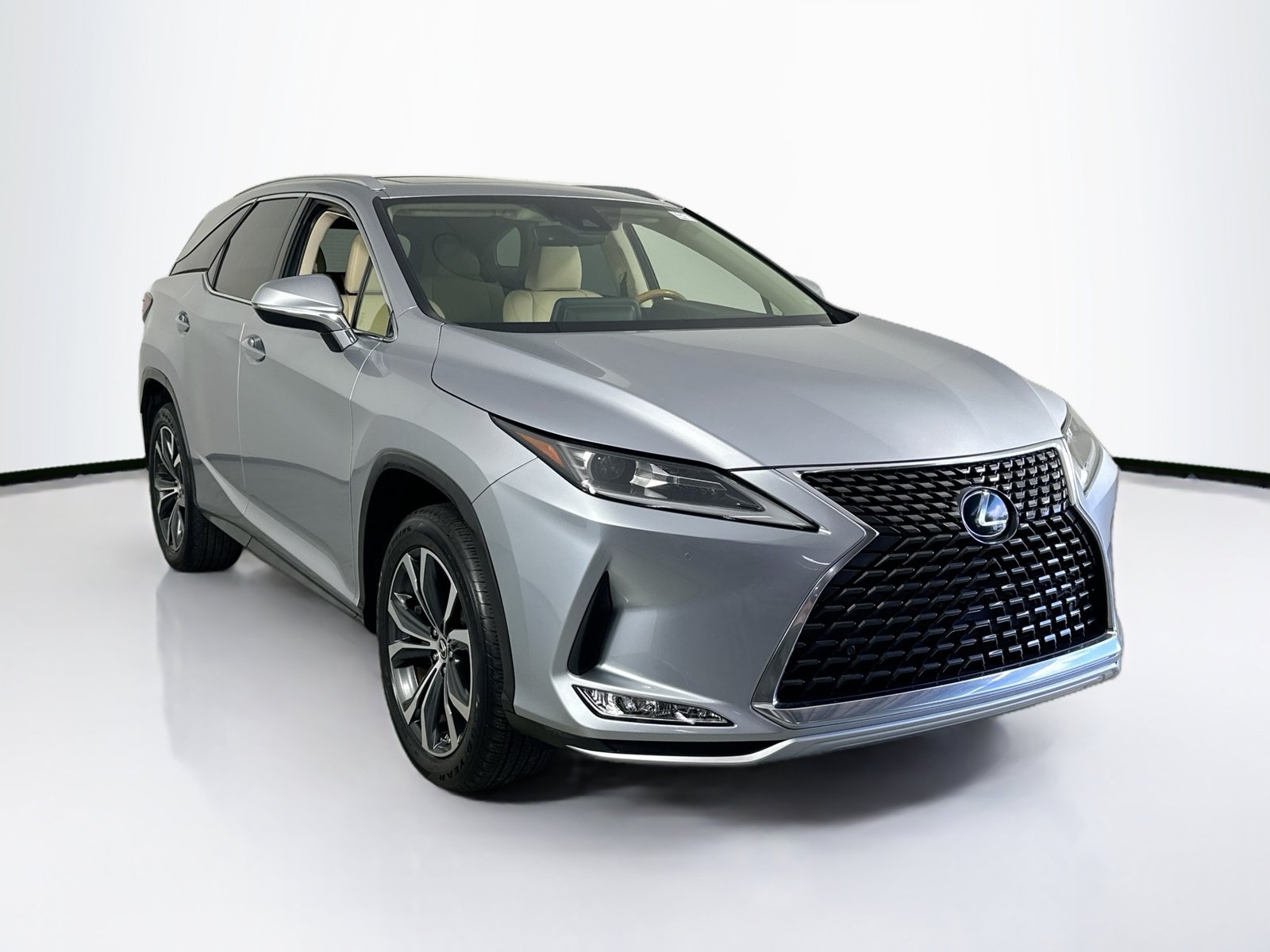 Used 2022 Lexus RX 350L FWD w/ Premium Package image 3