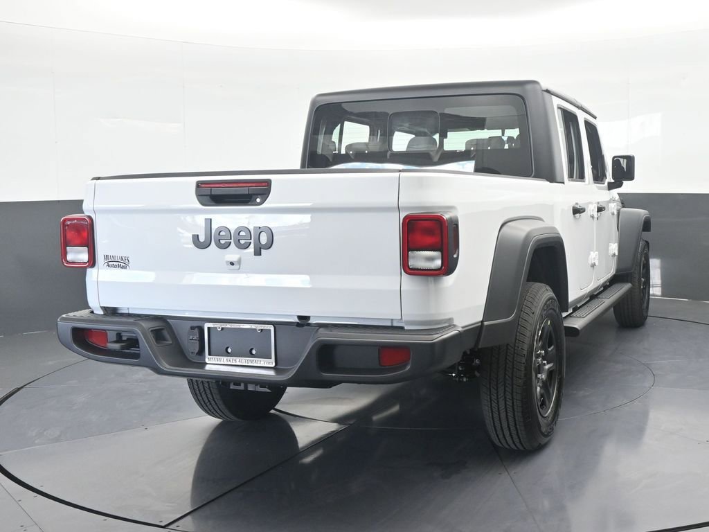 New 2026 Jeep Gladiator Sport AWD/4WD image 5