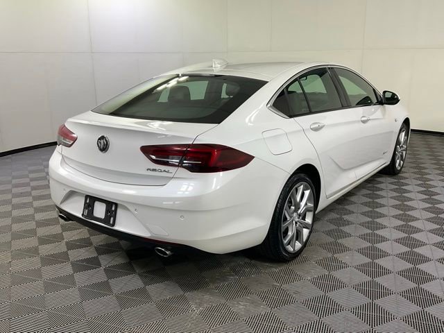 Used 2020 Buick Regal Avenir FWD image 6