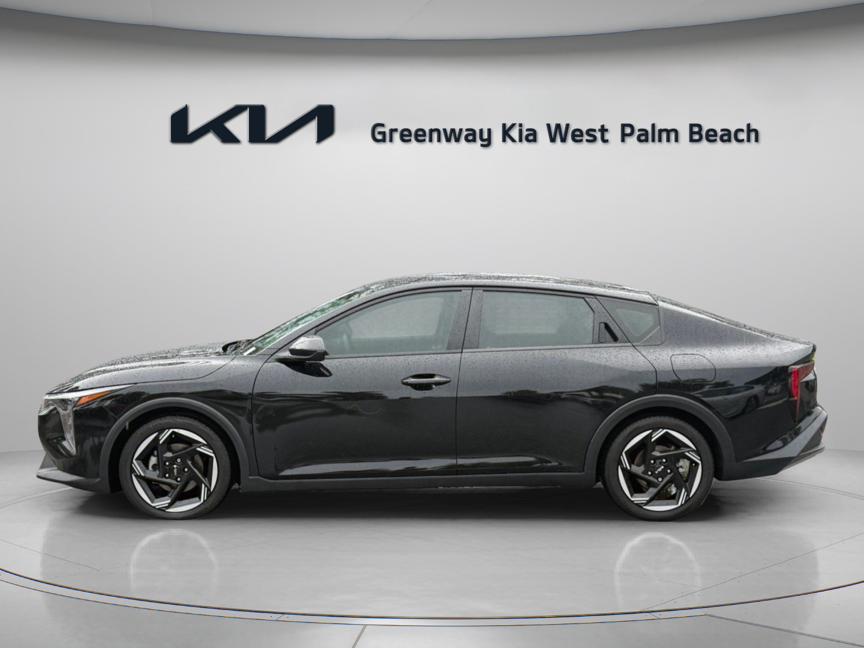 Used 2025 Kia K4 EX FWD image 4