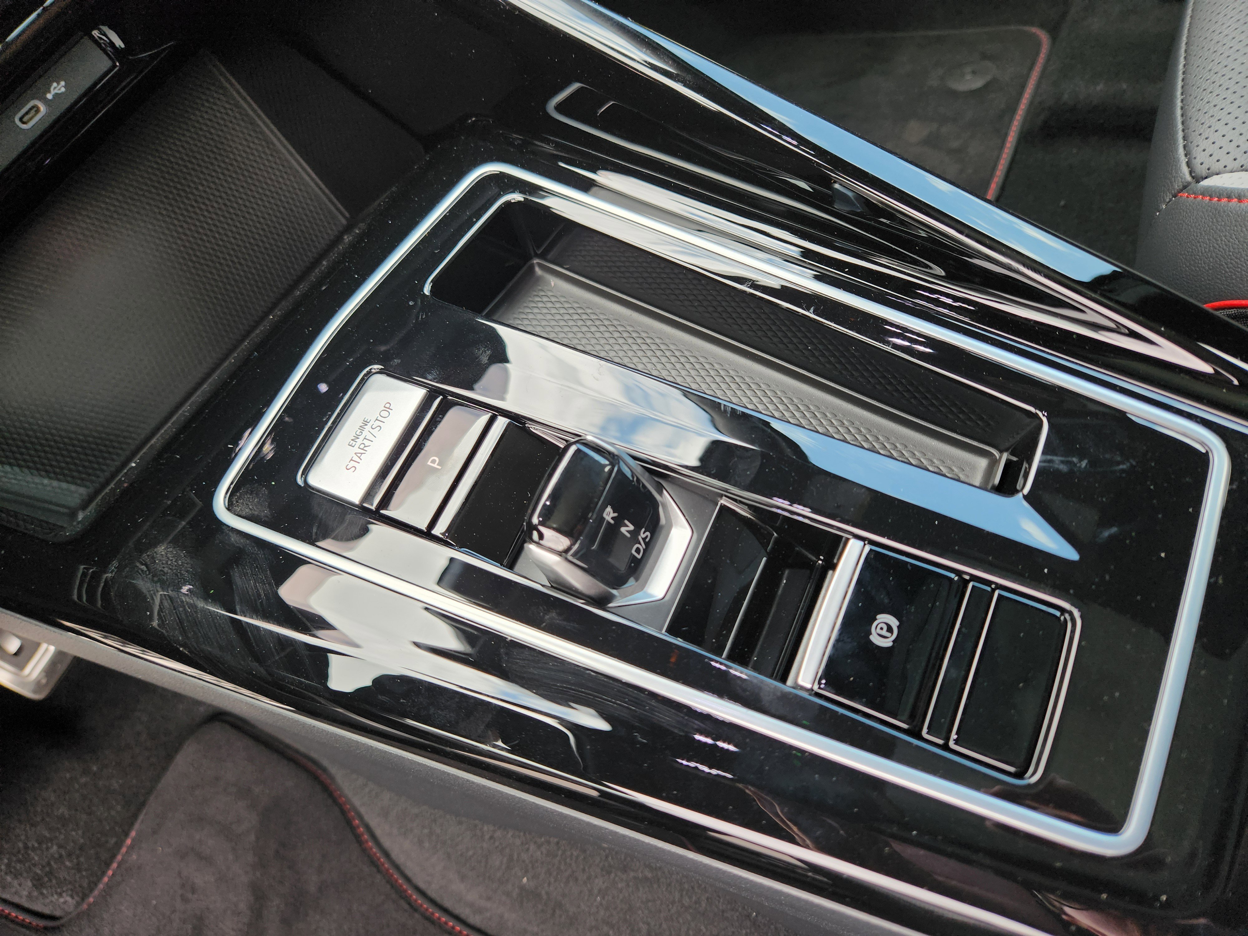 New 2025 Volkswagen GTI SE image 13