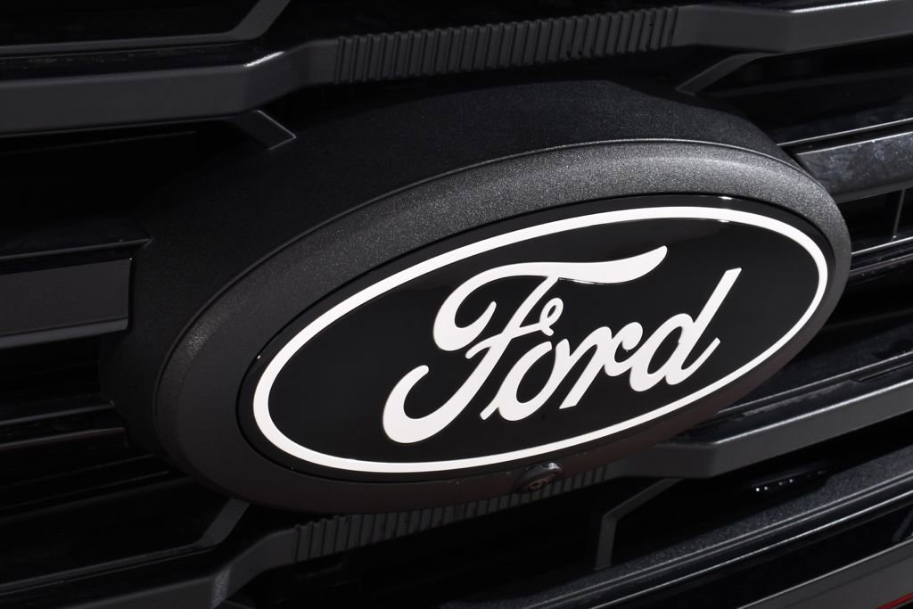 New 2026 Ford F150 XLT w/ Equipment Group 302A MID image 20