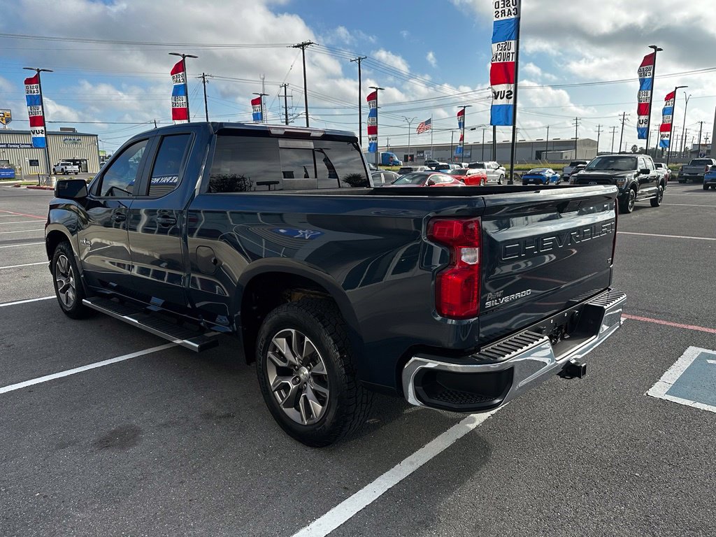 Used 2020 Chevrolet Silverado 1500 LT w/ Texas Edition RWD image 10