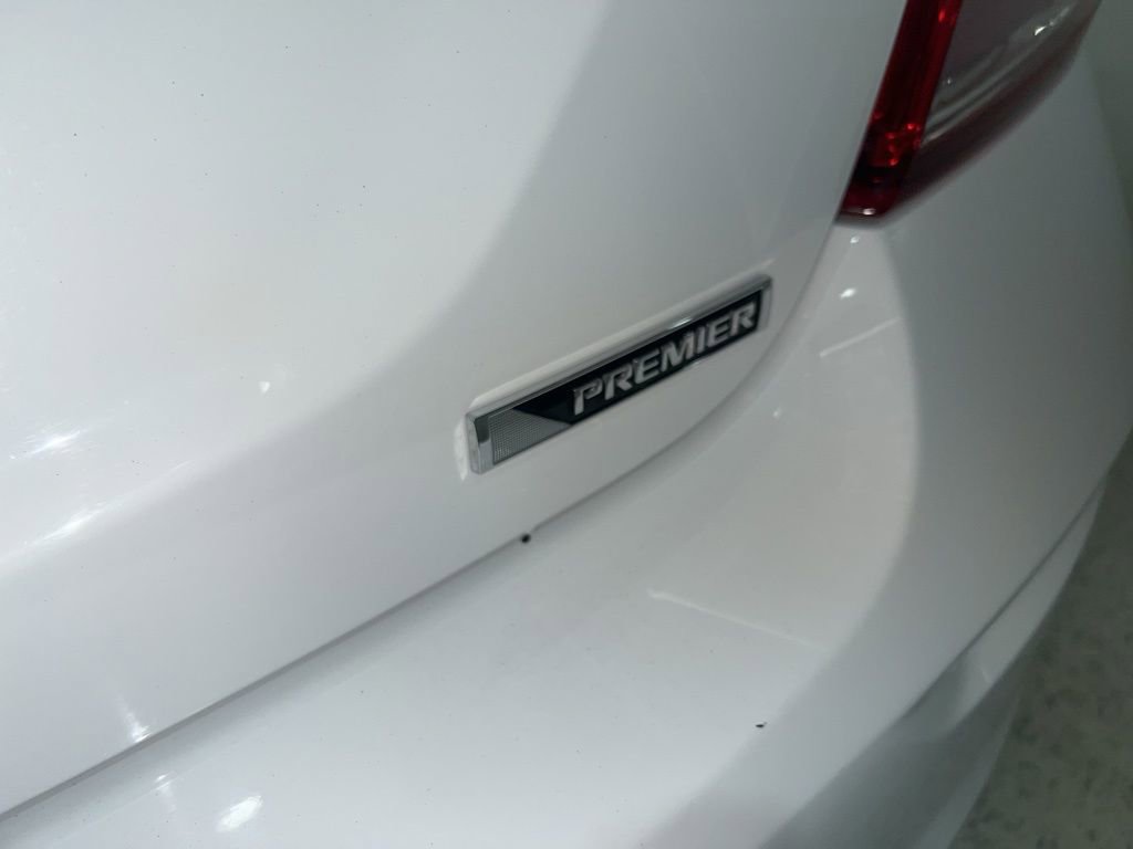 Used 2020 Chevrolet Sonic Premier FWD image 26