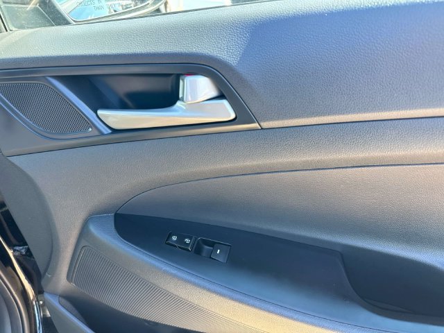 Used 2018 Hyundai Tucson SEL Plus FWD image 19
