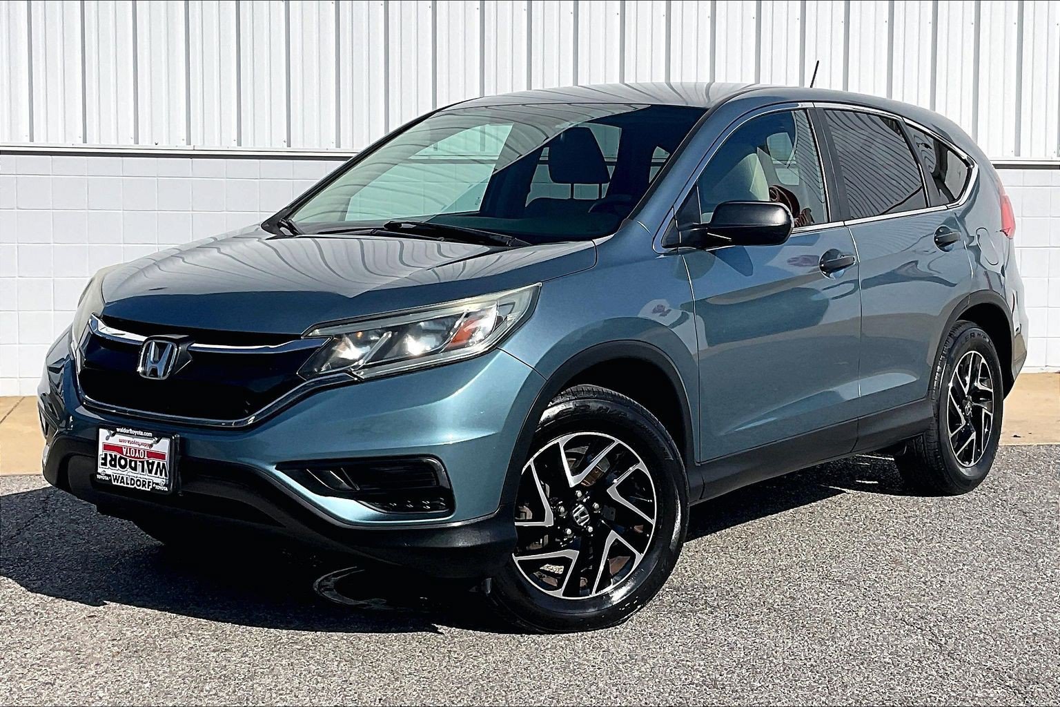 Used 2016 Honda CR-V SE image 2