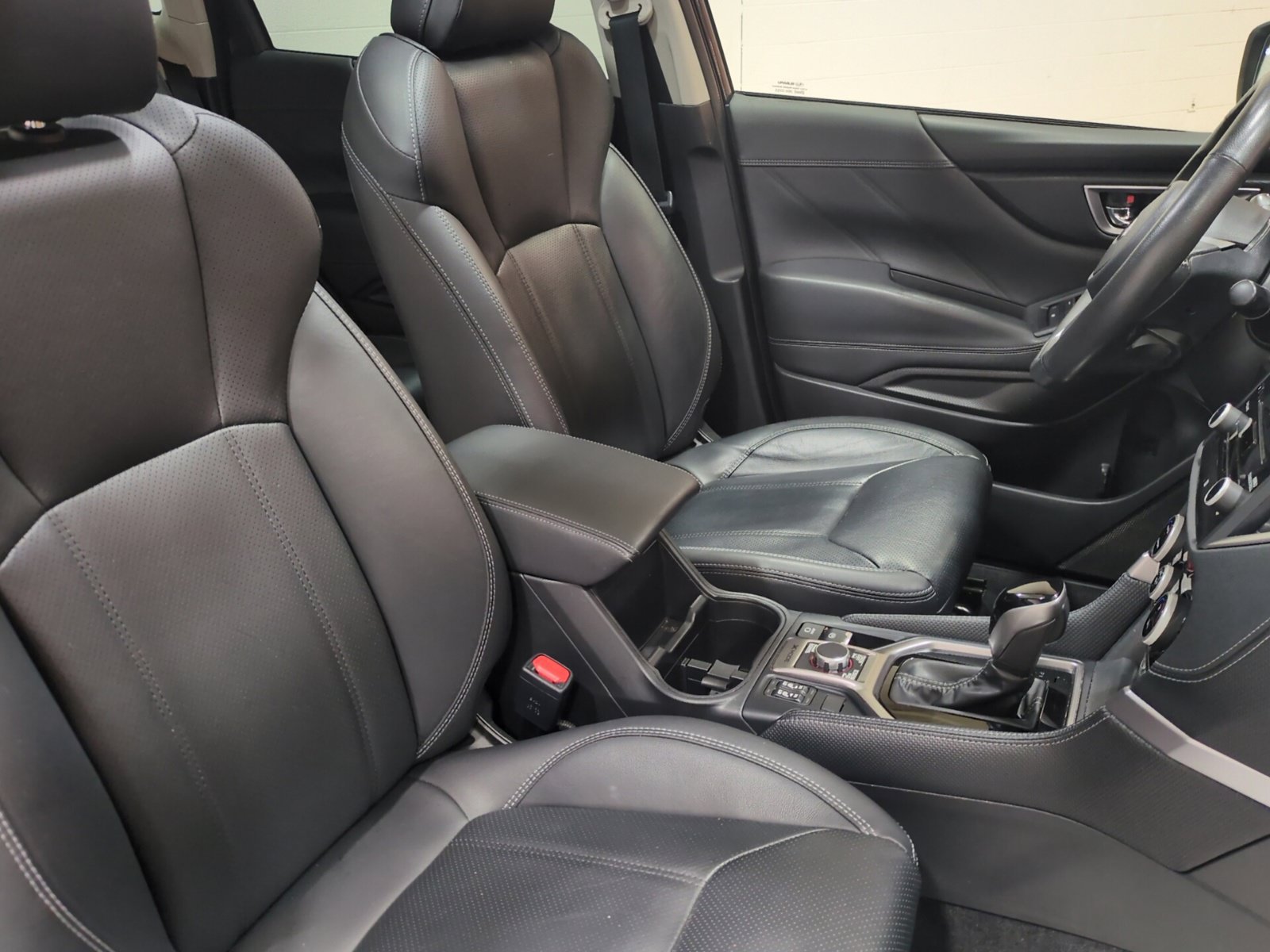 Used 2020 Subaru Forester Limited AWD/4WD image 11