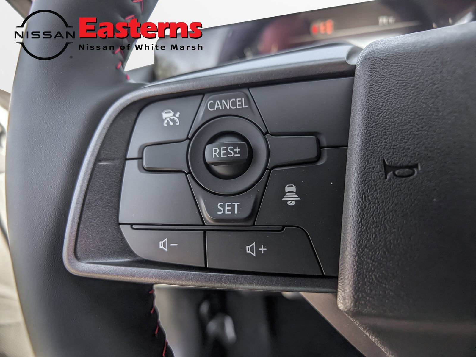 New 2027 Nissan Sentra SR w/ Floor Mat Package FWD image 15