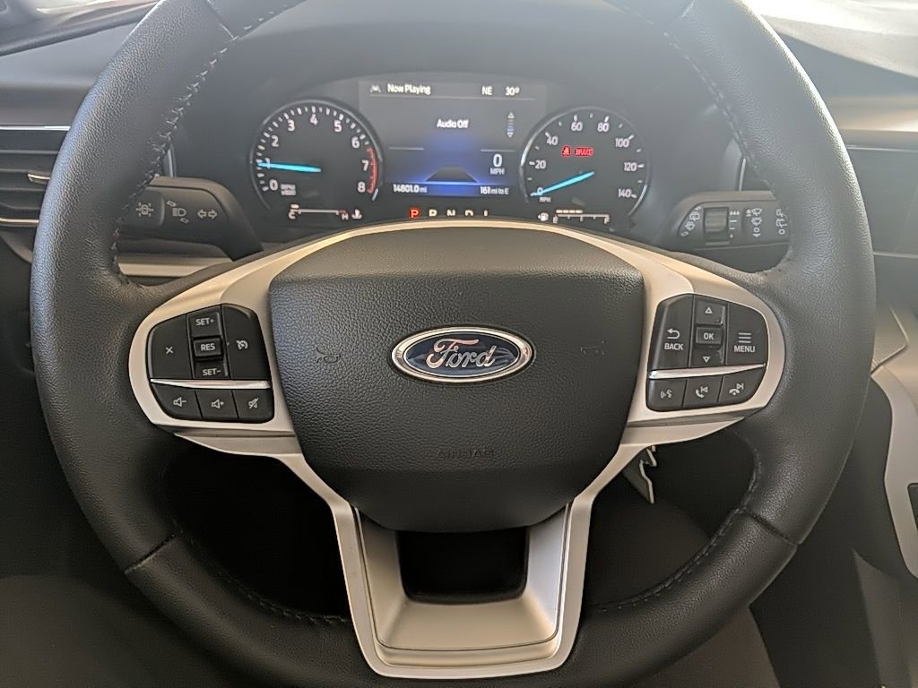 Used 2024 Ford Explorer XLT w/ Equipment Group 202A image 18