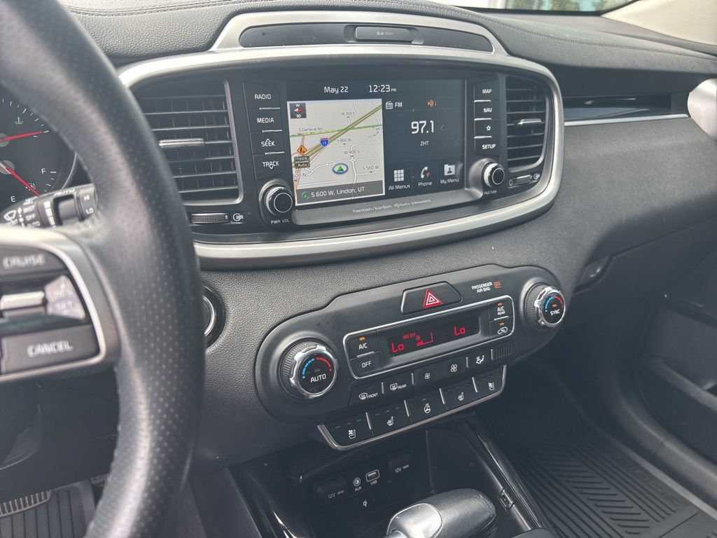 Certified 2019 Kia Sorento SX w/ SX Touring Package AWD/4WD image 9