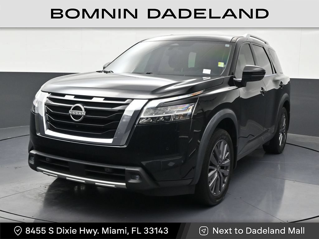 Used 2022 Nissan Pathfinder SL w/ SL Premium Package FWD image 1