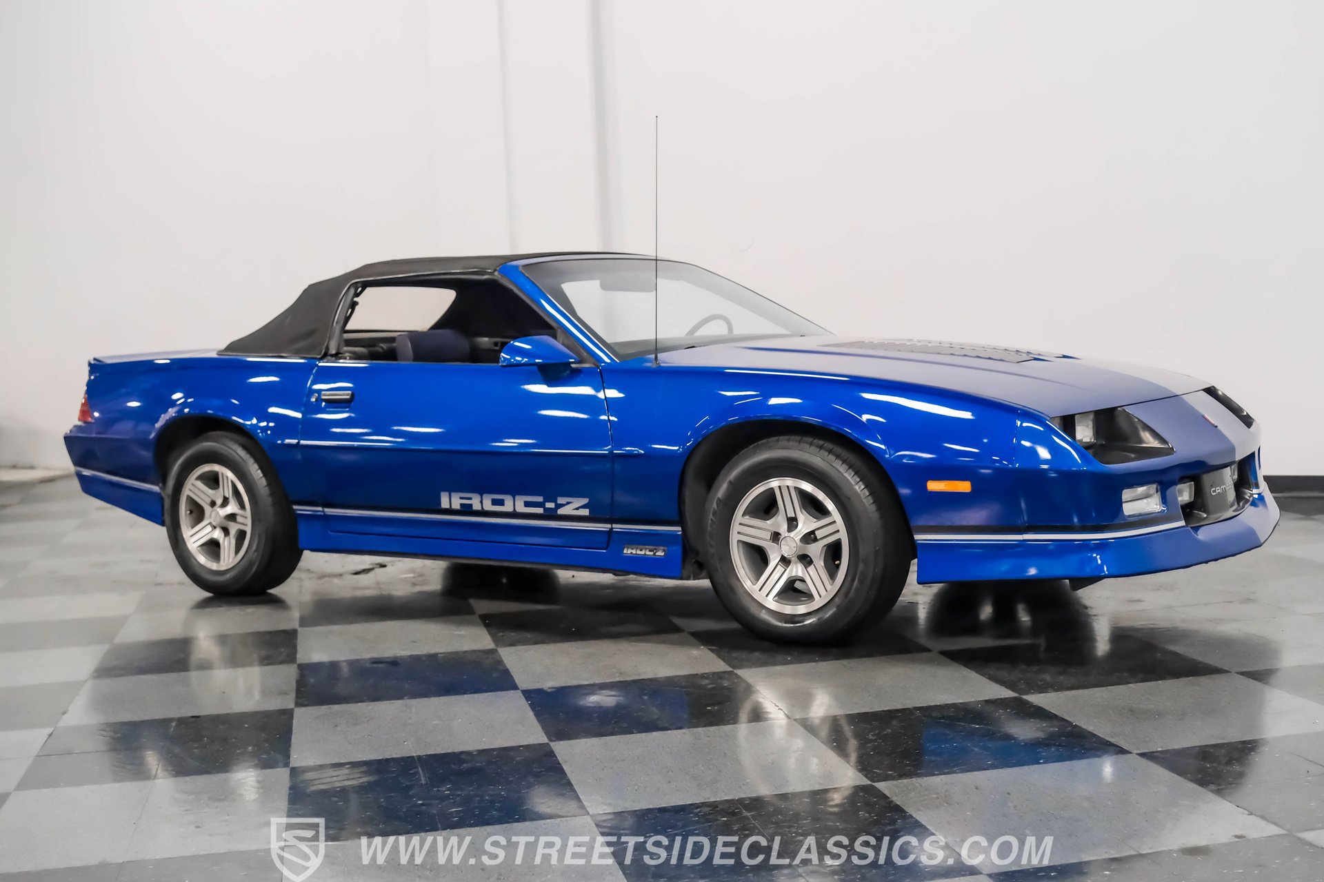 Used 1989 Chevrolet Camaro IROC-Z image 15