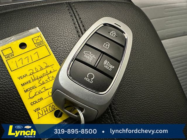 Used 2022 Hyundai Santa Cruz SEL Premium image 15