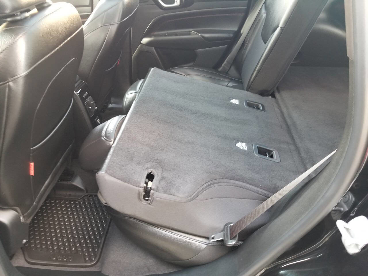 Certified 2024 Jeep Compass Trailhawk w/ Sun and Sound Group image 17