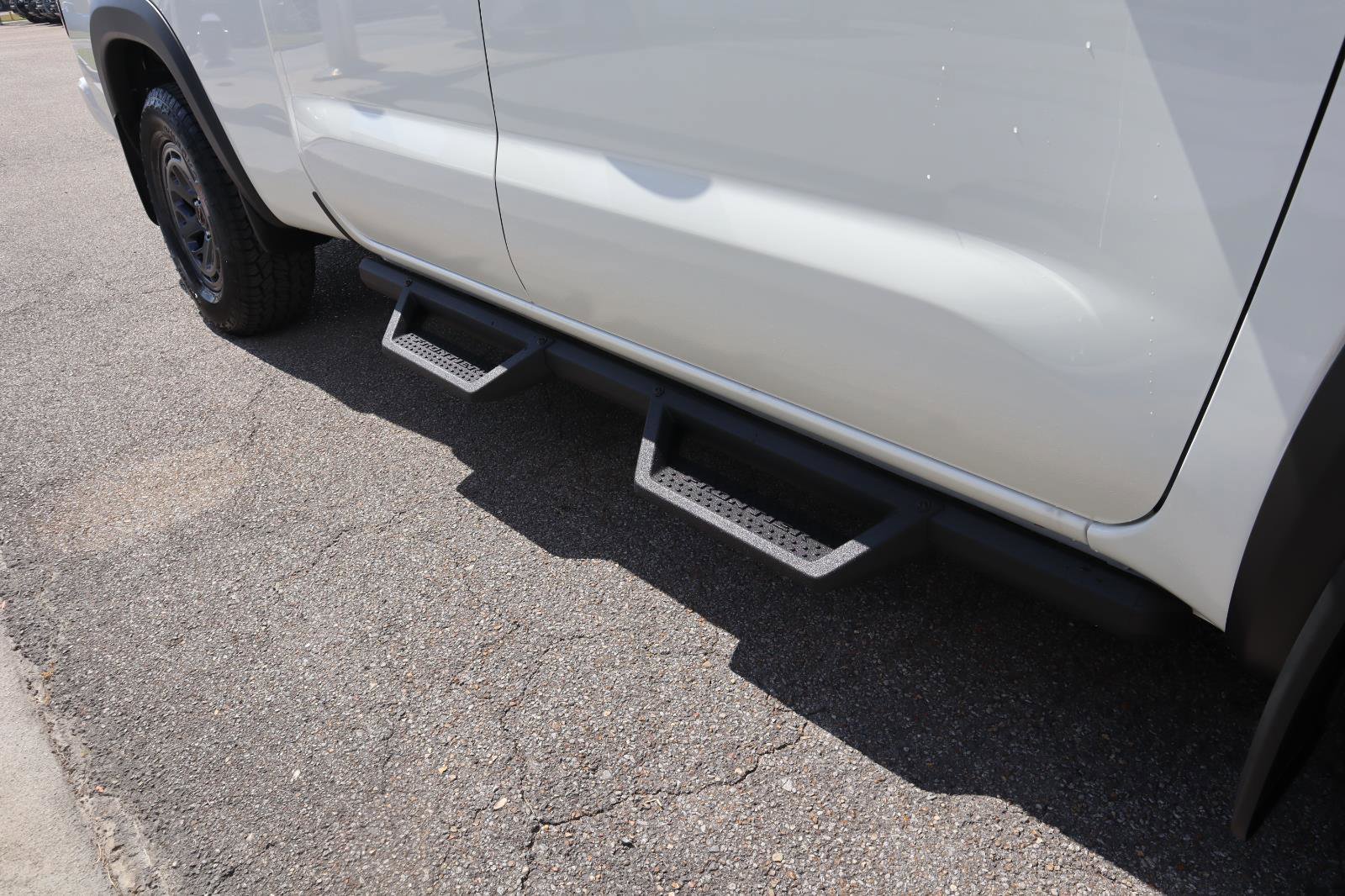 New 2026 Nissan Frontier SV image 19