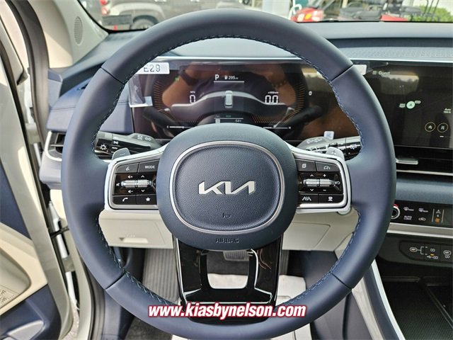 New 2026 Kia Carnival EX image 13