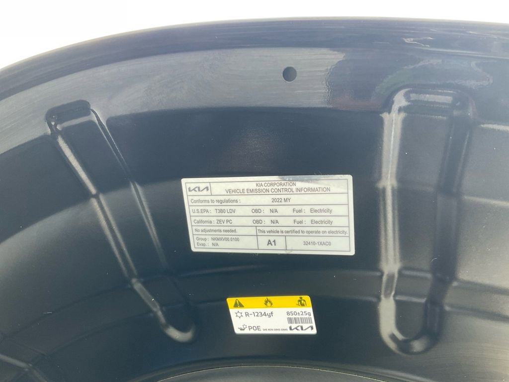 Used 2022 Kia EV6 GT-Line w/ GT-Line Suede Seat Package image 32