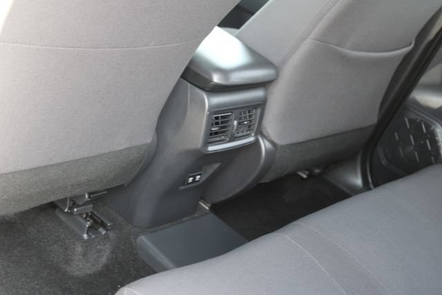 Used 2021 Toyota RAV4 SE w/ Weather & Moonroof Package AWD/4WD image 36