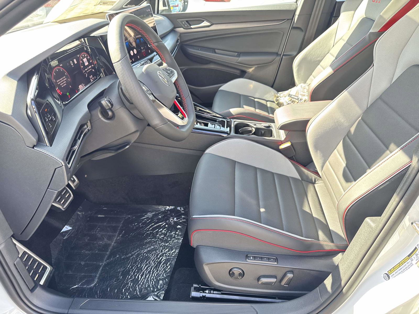 New 2025 Volkswagen GTI SE image 21