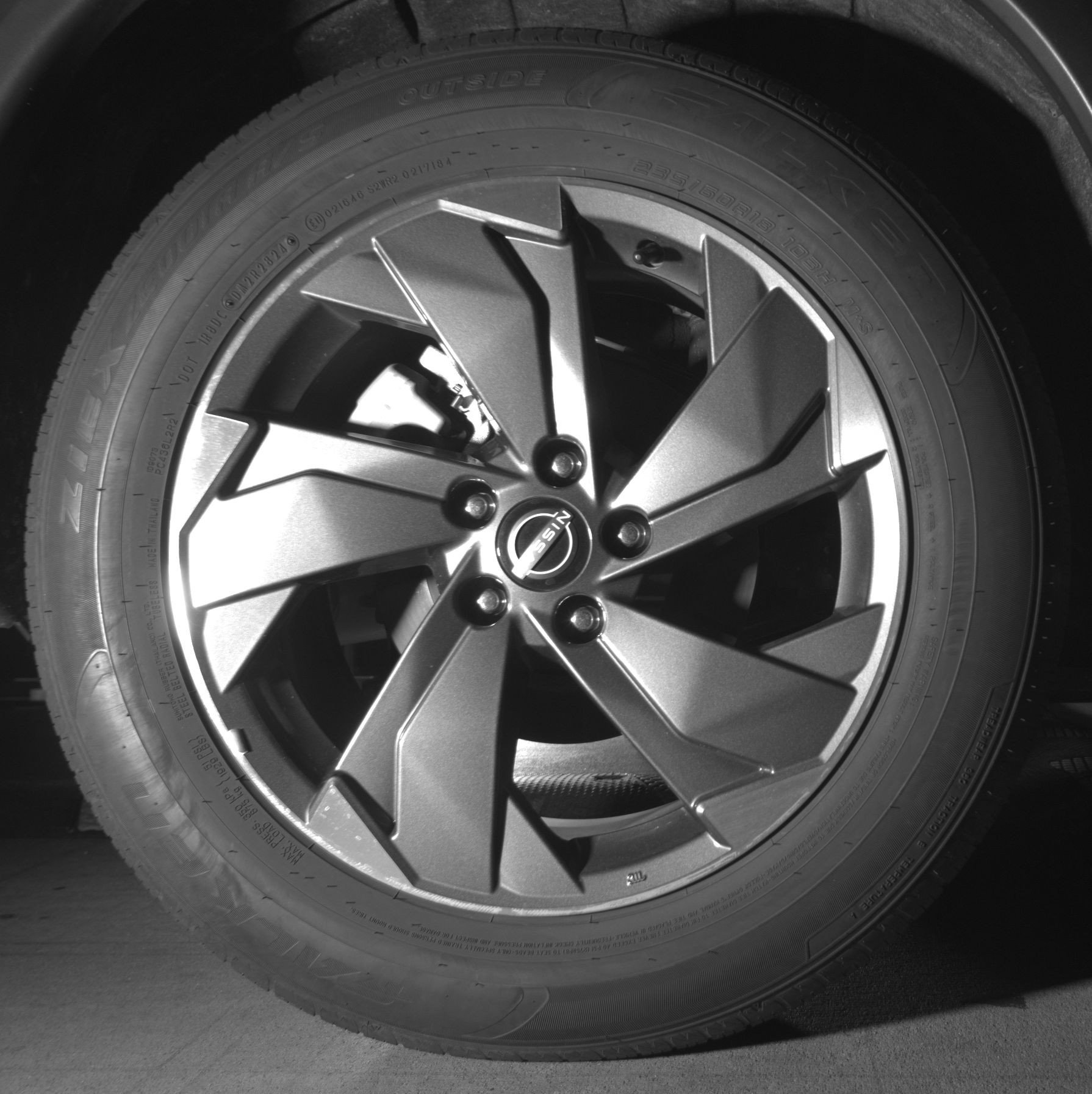 Used 2025 Nissan Rogue SV FWD image 15