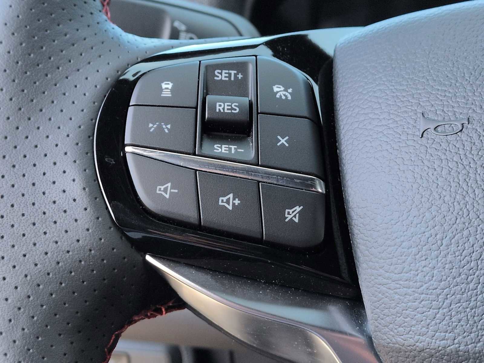 Used 2026 Ford Explorer ST-Line image 23