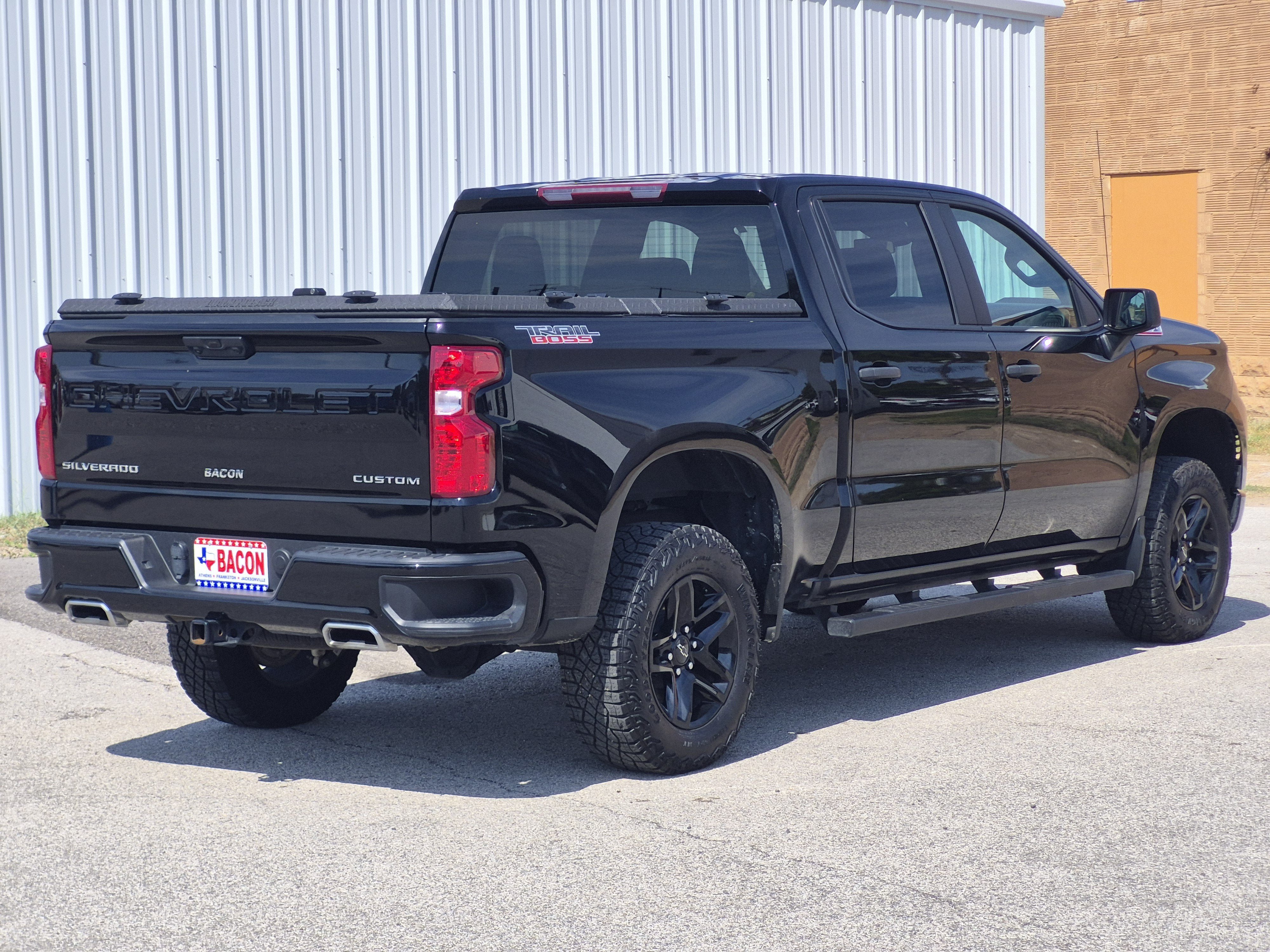 Used 2025 Chevrolet Silverado 1500 Custom Trail Boss AWD/4WD image 6