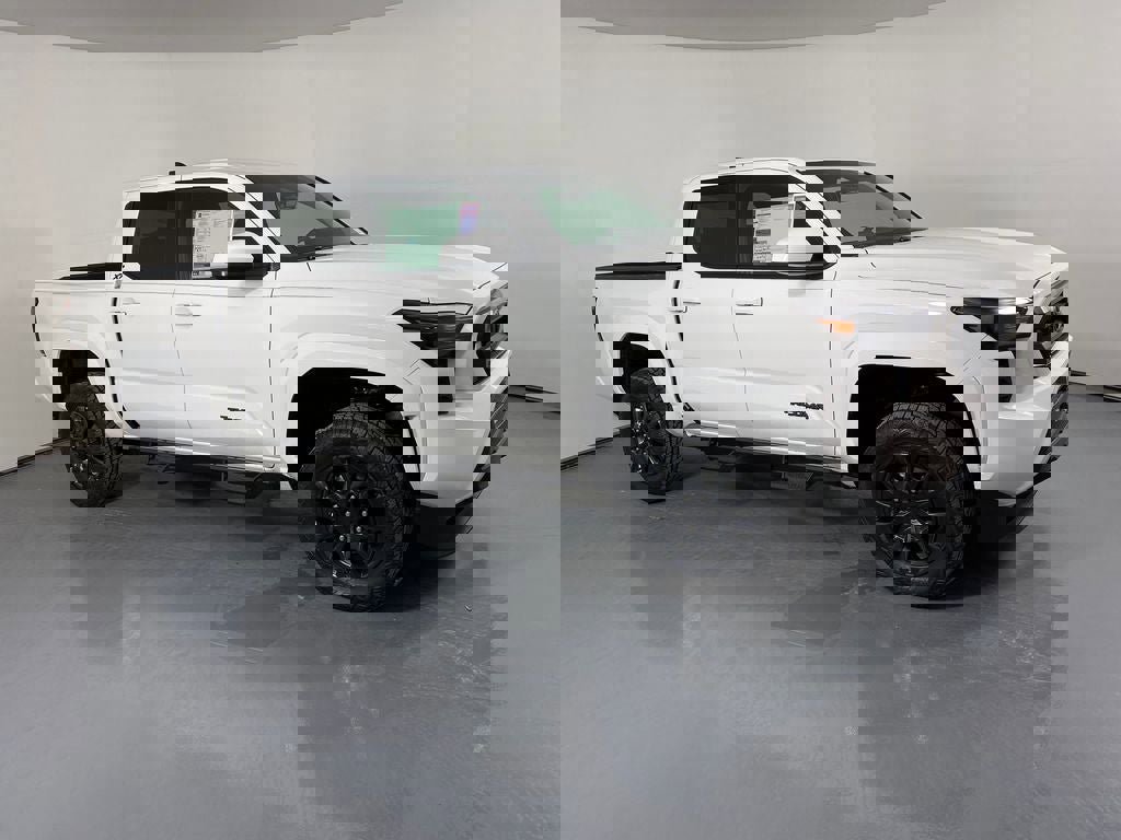 New 2025 Toyota Tacoma SR5 image 3