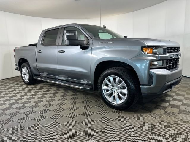 Used 2020 Chevrolet Silverado 1500 Custom w/ Custom Max Trailering Package image 2