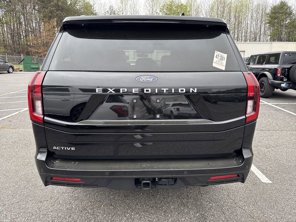 Used 2025 Ford Expedition Active AWD/4WD image 19