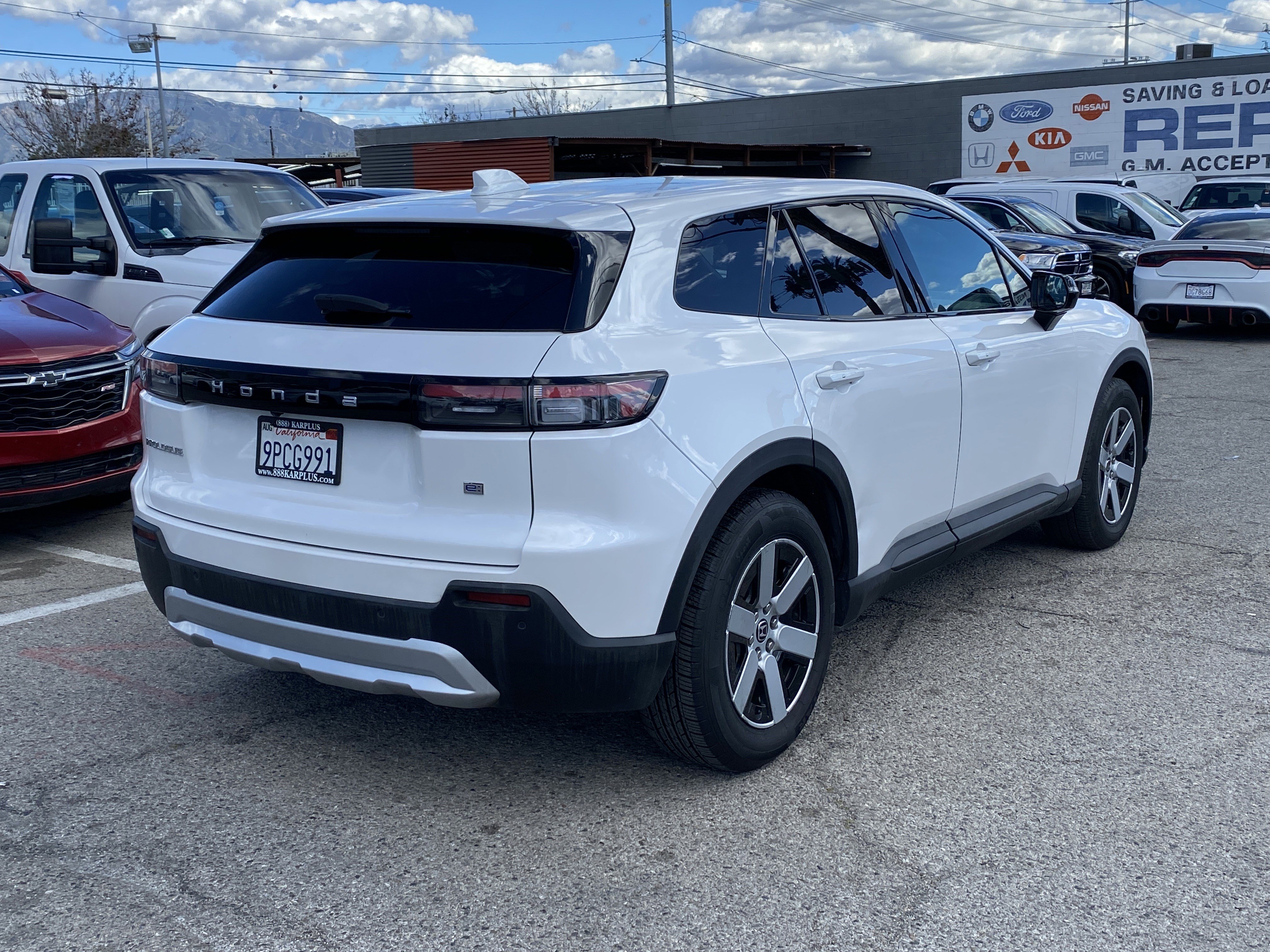 Used 2024 Honda Prologue EX image 8