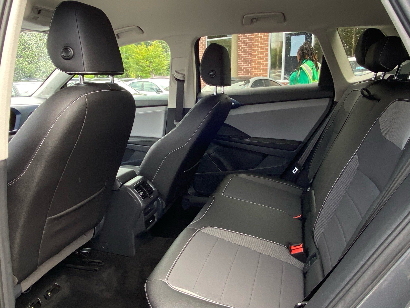 Certified 2024 Volkswagen Taos SE AWD/4WD image 19