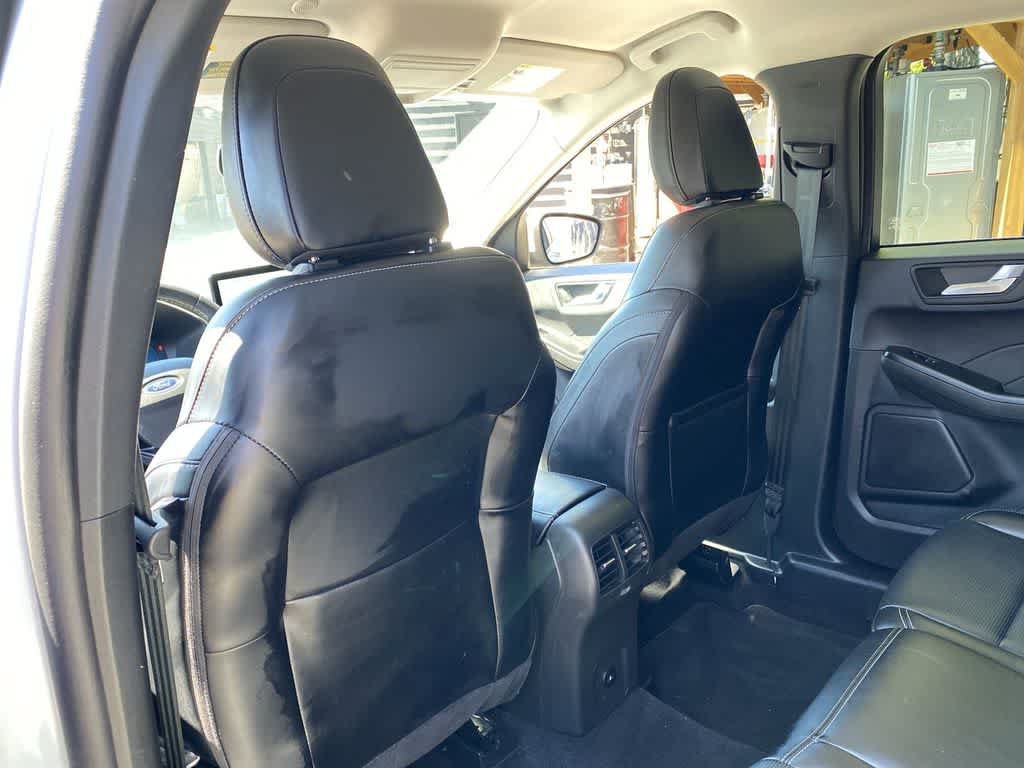 Used 2025 Ford Escape Platinum AWD/4WD image 15