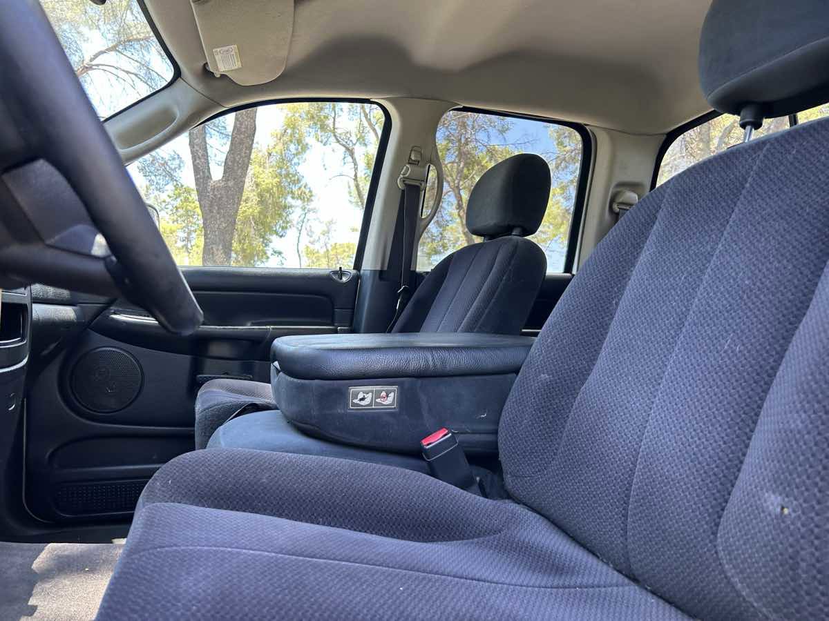 Used 2004 Dodge Ram 3500 Truck SLT w/ Sport Appearance Group image 21