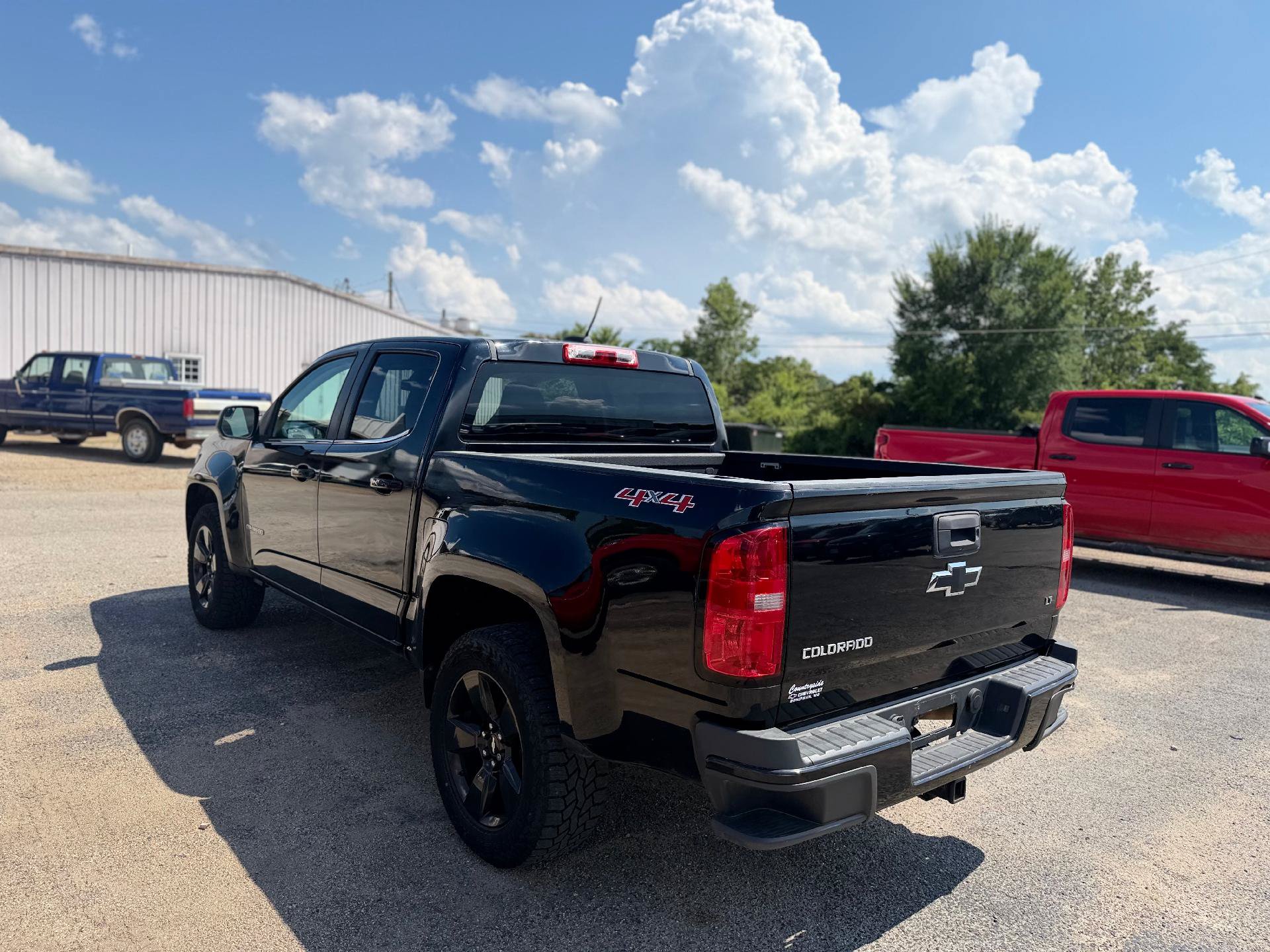 Used 2016 Chevrolet Colorado LT w/ Midnight Edition AWD/4WD image 5
