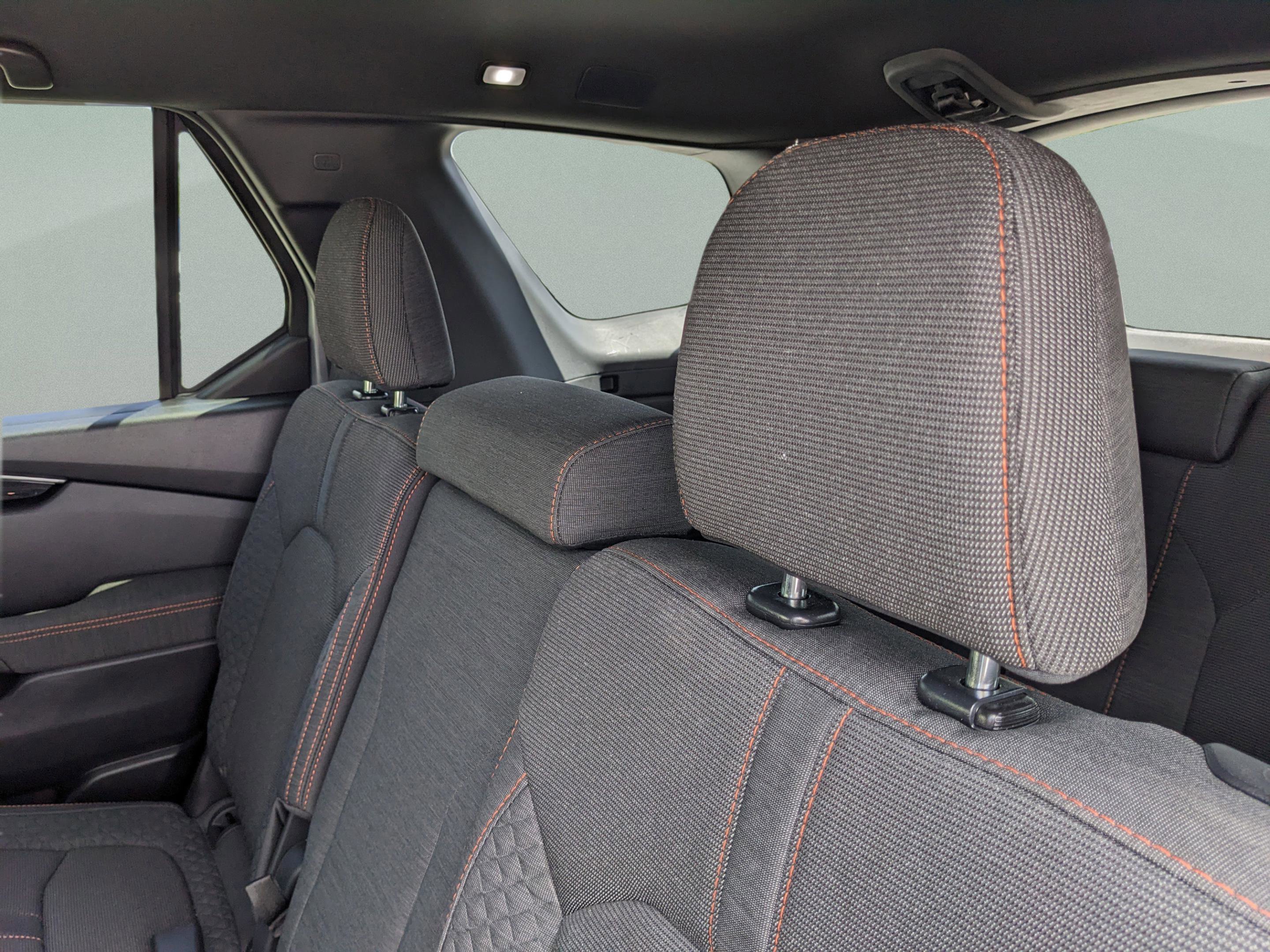 Used 2025 Honda Pilot Sport image 18