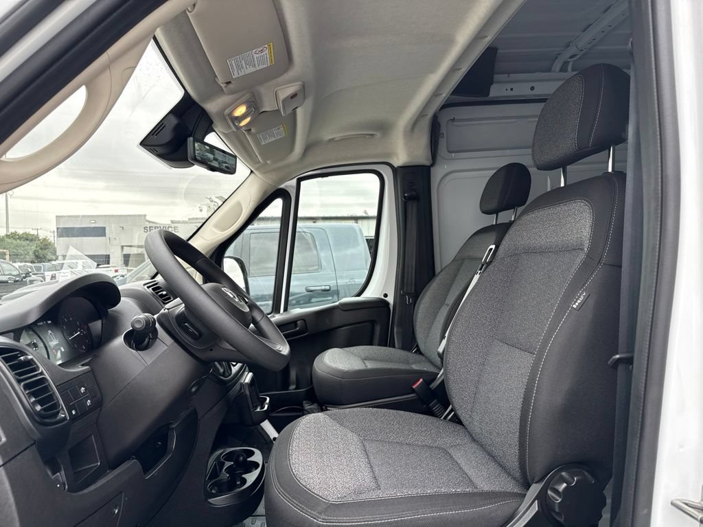 Used 2026 RAM ProMaster 2500 w/ Safety Group FWD image 13