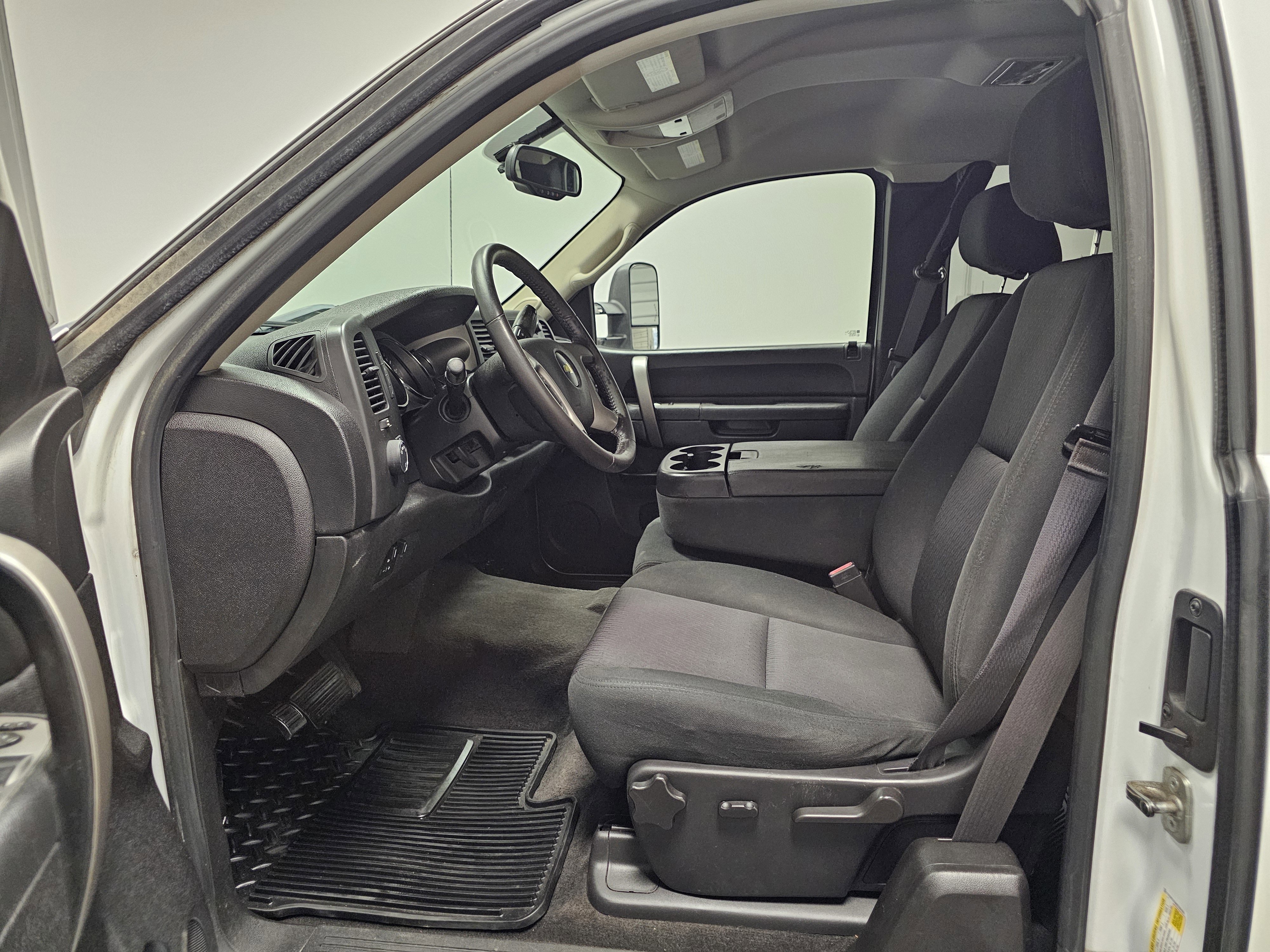 Used 2013 Chevrolet Silverado 2500 LT w/ Convenience Package AWD/4WD image 16