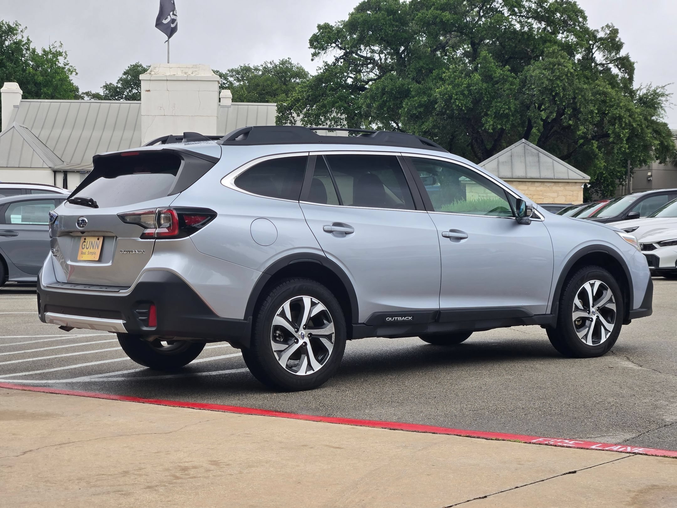 Used 2022 Subaru Outback Limited XT w/ Popular Package #2 AWD/4WD image 3