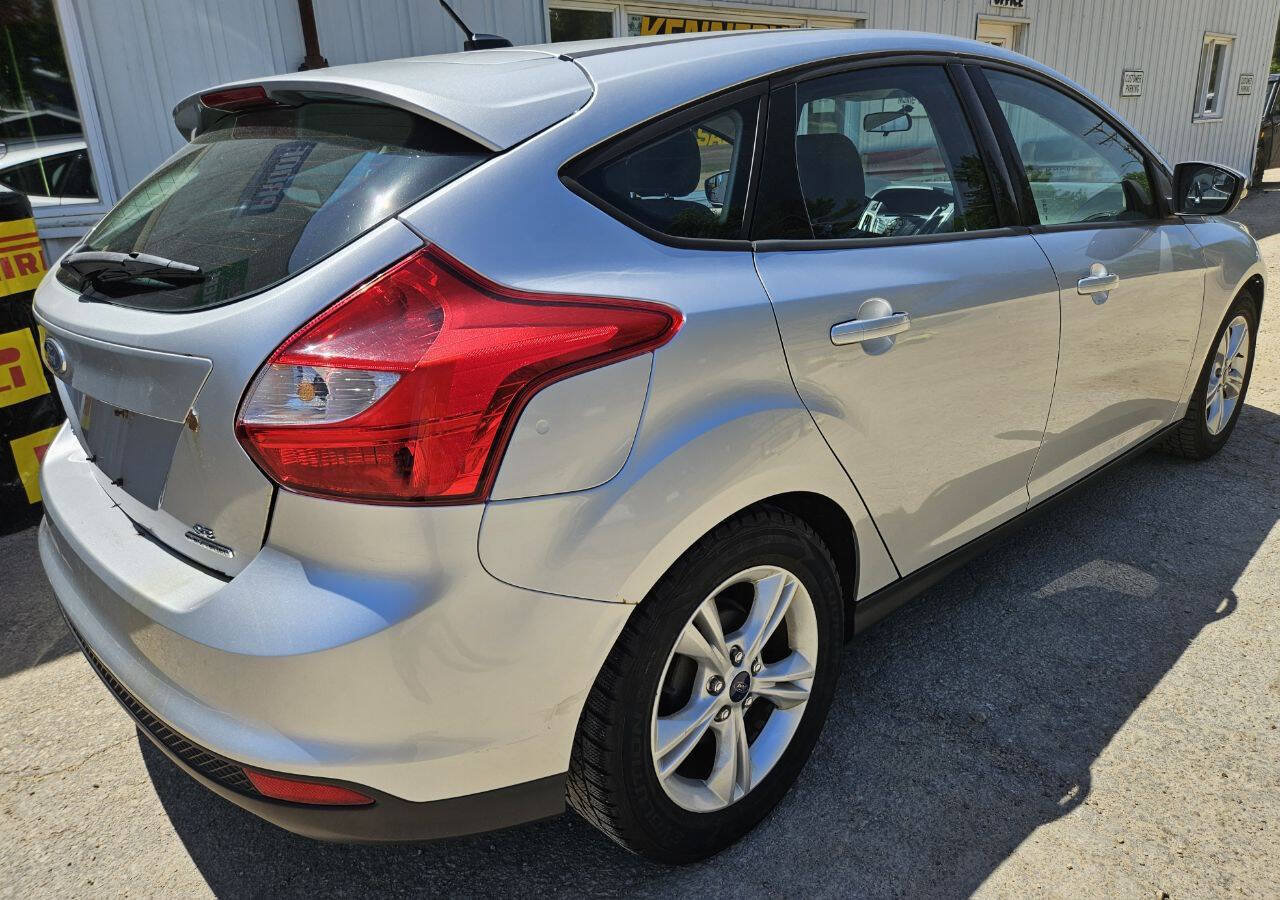 Used 2013 Ford Focus SE FWD image 4