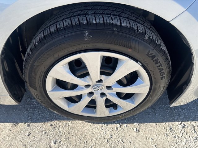 Used 2024 Toyota Corolla LE image 8