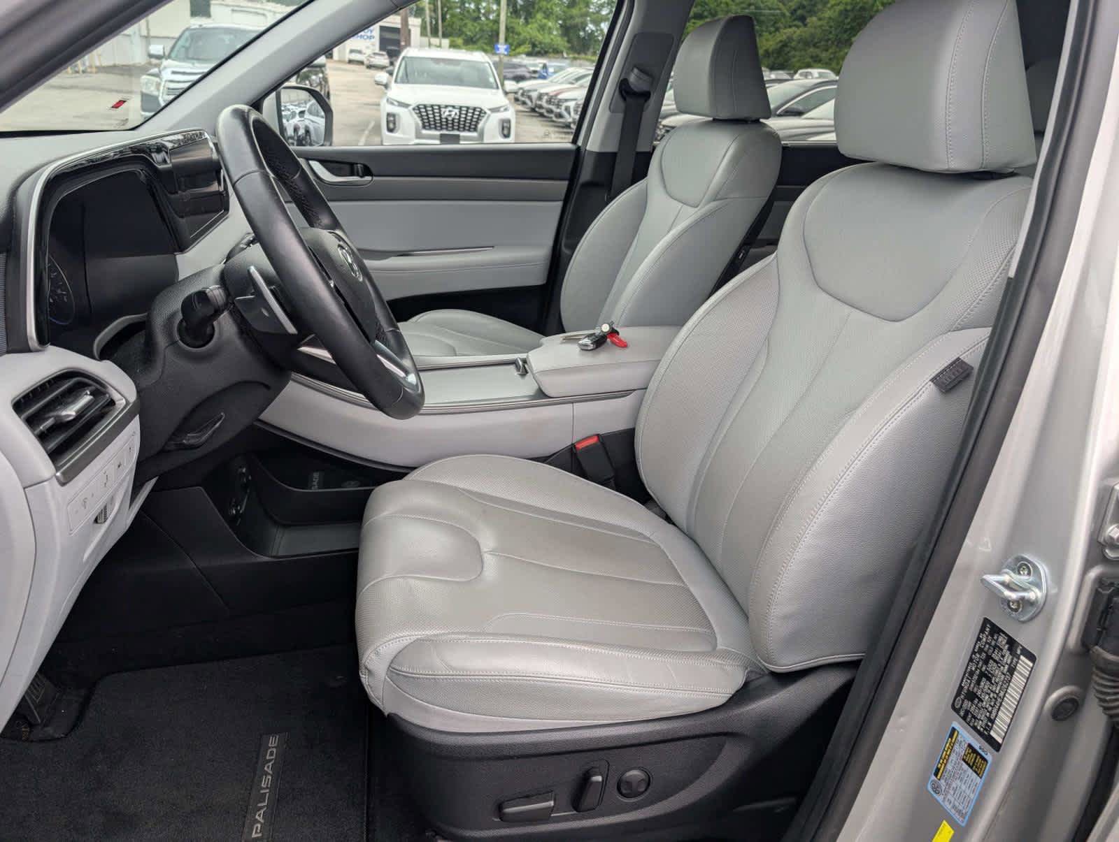 Used 2021 Hyundai Palisade SEL w/ Premium Package FWD image 15
