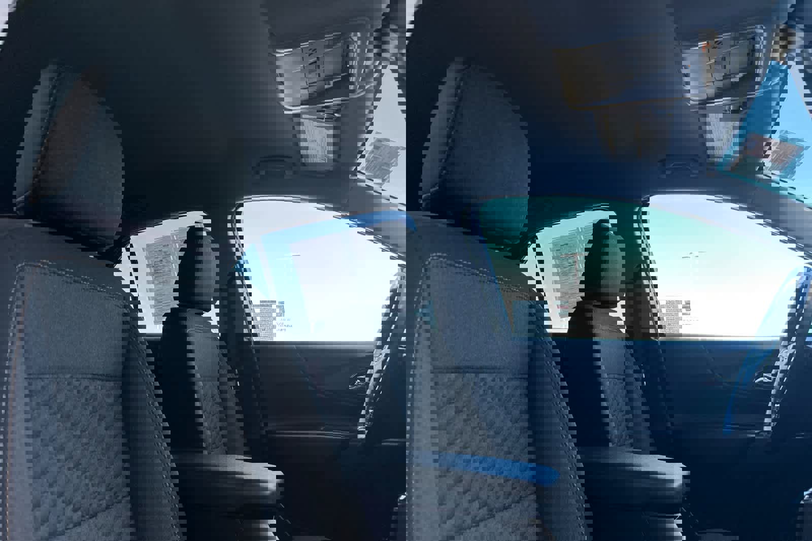 Used 2020 Chevrolet Equinox LT image 18