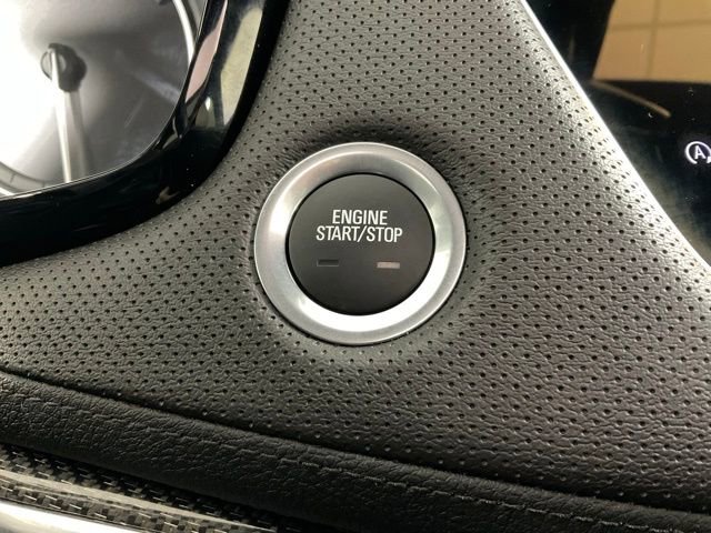 Certified 2025 Cadillac XT5 Sportv image 14