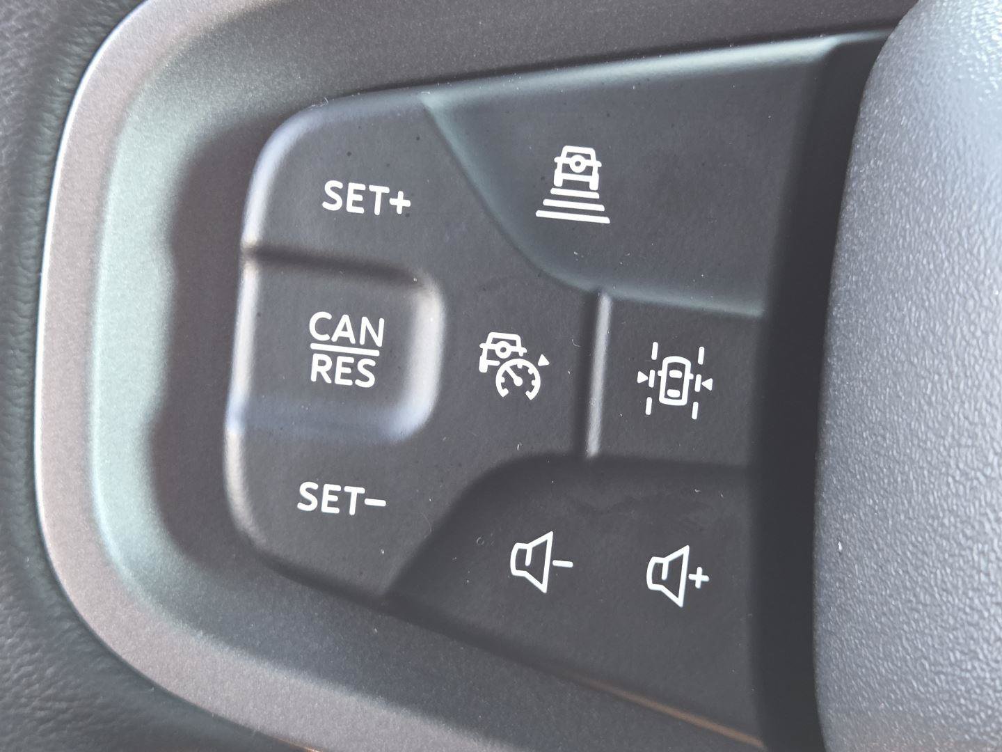 Used 2025 Ford Bronco Badlands AWD/4WD image 28
