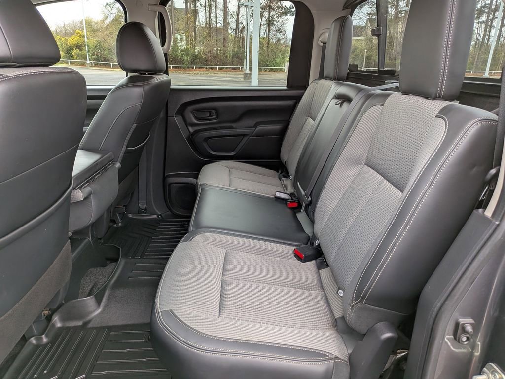 Used 2021 Nissan Titan S w/ S Utility Package image 15