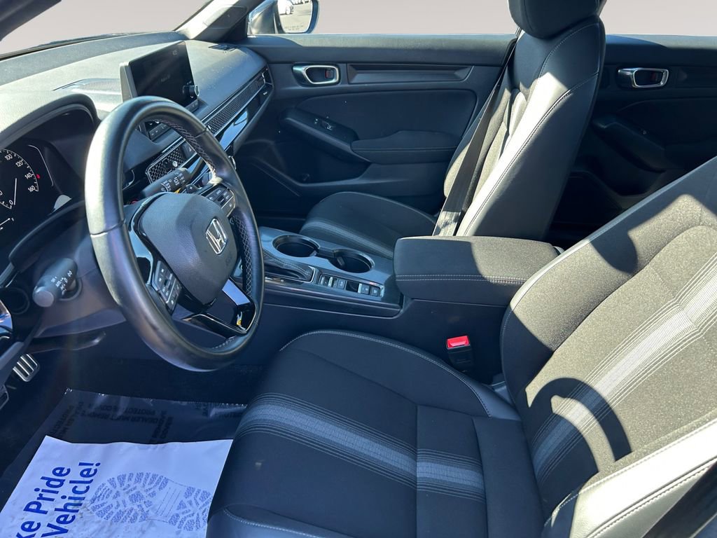 Used 2023 Honda Civic Sport image 9