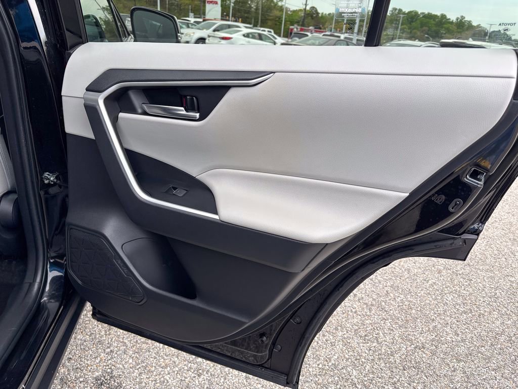 Certified 2022 Toyota RAV4 XLE w/ Convenience Package image 43