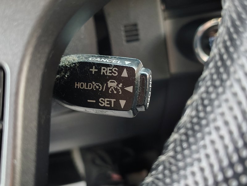 Used 2018 Toyota Tacoma TRD Sport AWD/4WD image 29