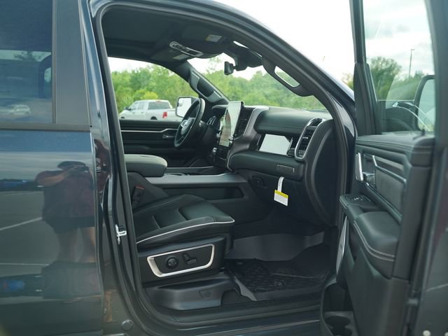New 2026 RAM 1500 Laramie w/ Night Edition AWD/4WD image 18